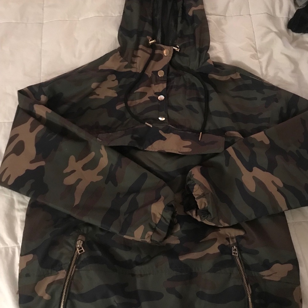 Camo hooded anorak/ windbreaker from F21